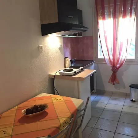 Daire On The Skala Sotiros